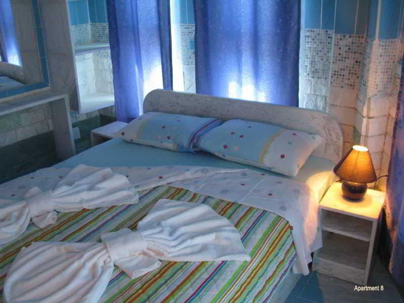 Paco'S Resort Gaios Buitenkant foto