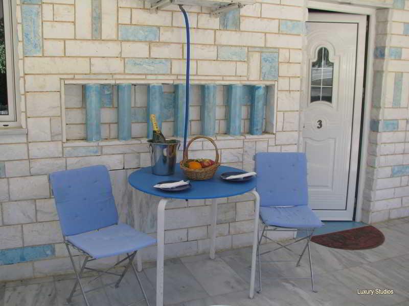 Paco'S Resort Gaios Buitenkant foto